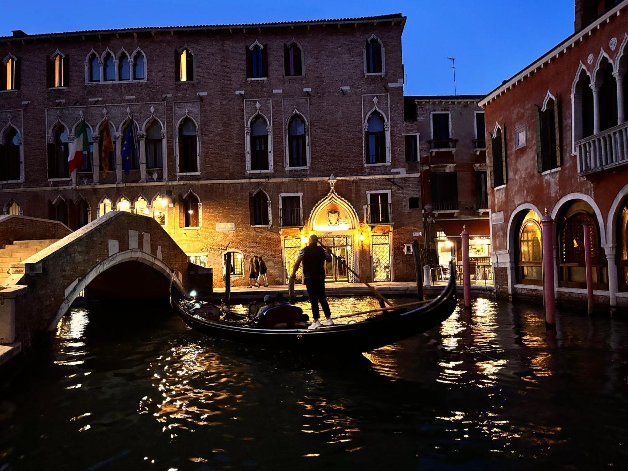 Suite Falier- Luminosa Venezia Luaran gambar